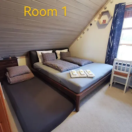 Mikael's Bed &