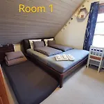 Mikael's Bed &
